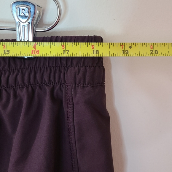 ATHLETA 3" Hustle Athletic Shorts in Deep Plum 1X - Picture 10 of 11